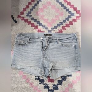 Abercrombie Light Blue Jean Shorts - Women's Size 31